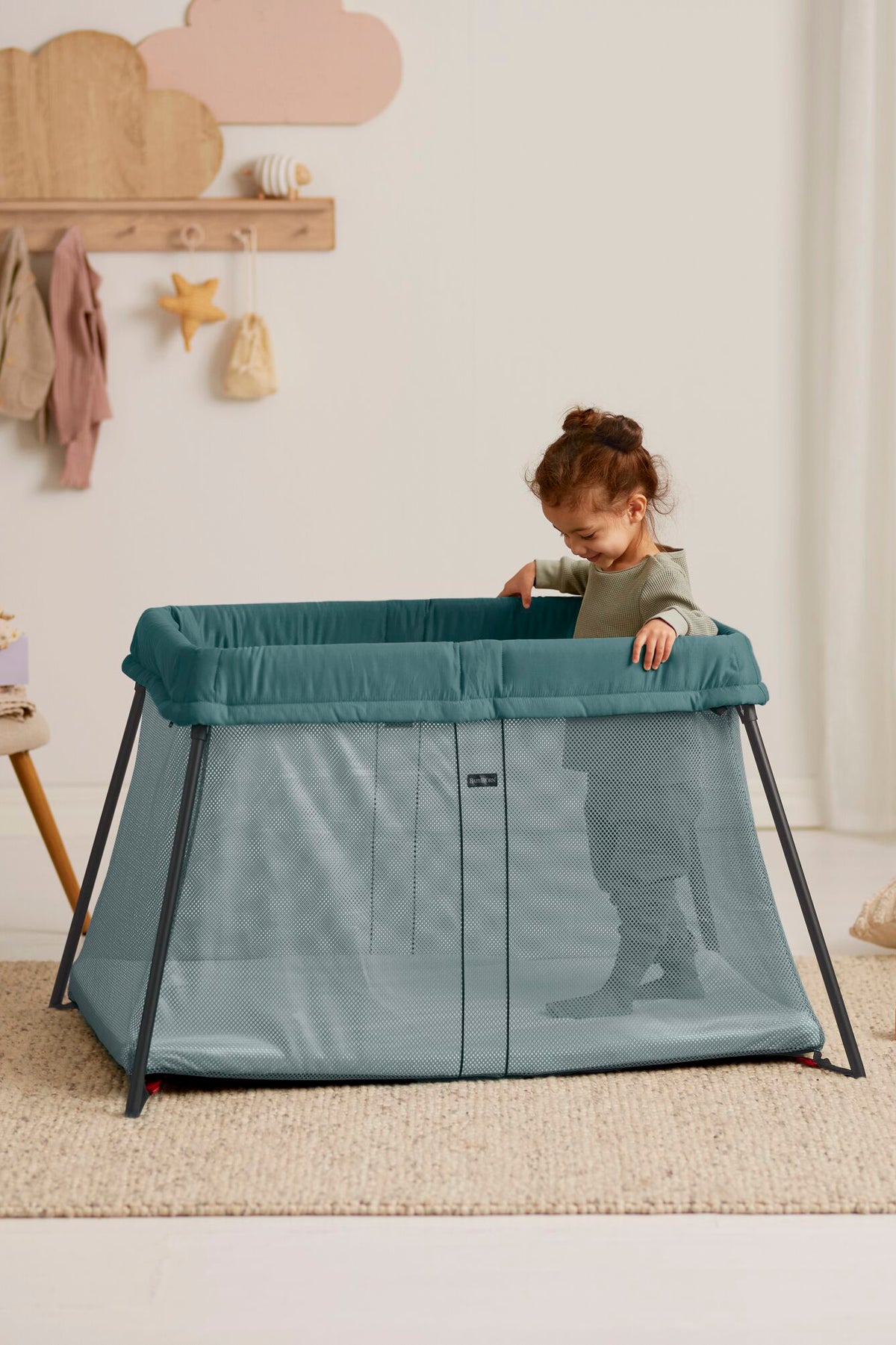 Travel Crib Light
