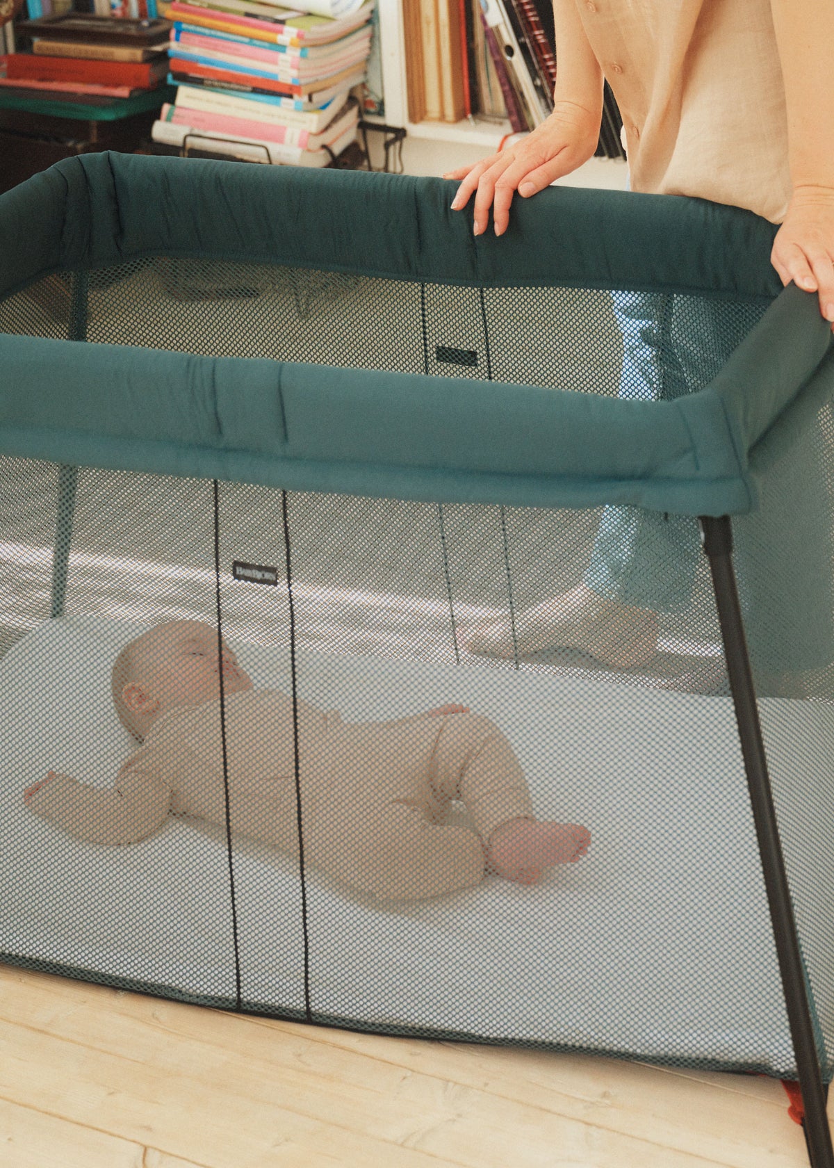 Travel Crib Light
