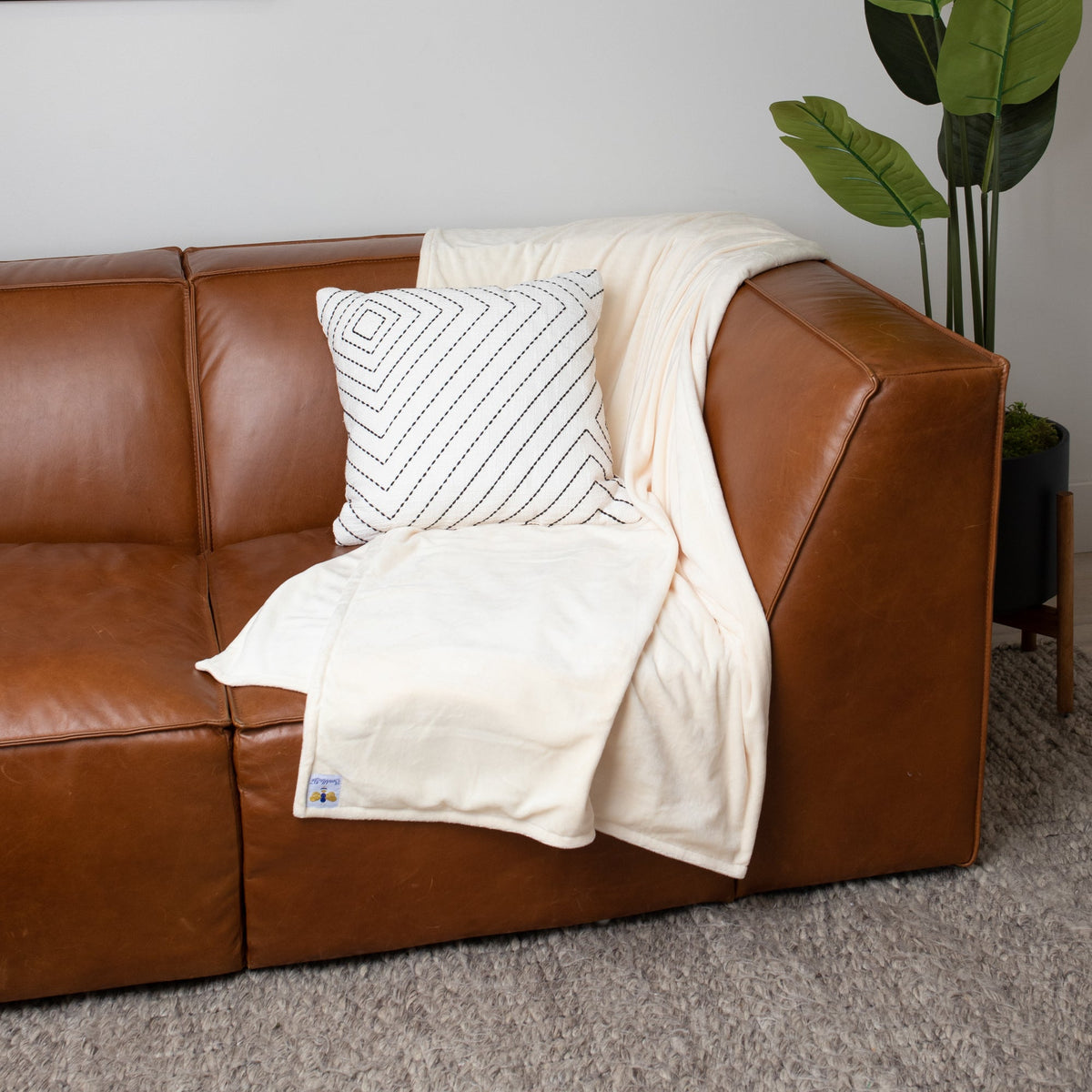 MegaBee Throw Blanket