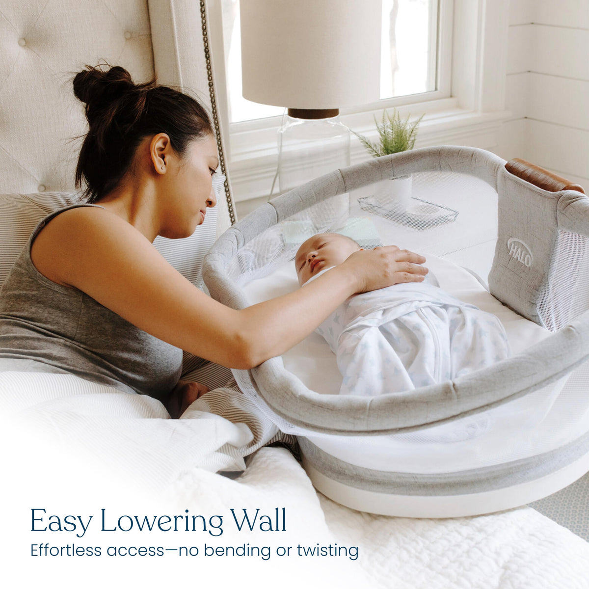 HALO BassiNest® Luxe Swivel Sleeper Bassinet