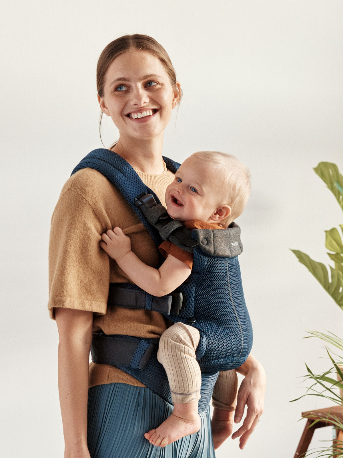 BabyBjorn Baby Carrier Harmony